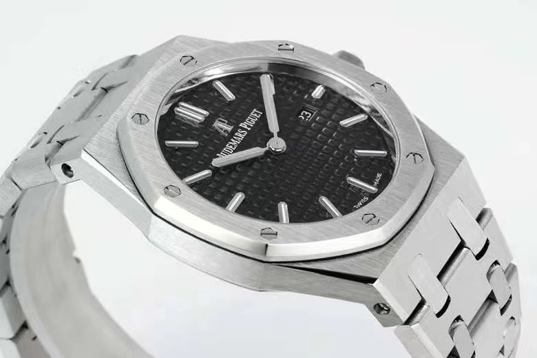 Audemars Piguet(AP)