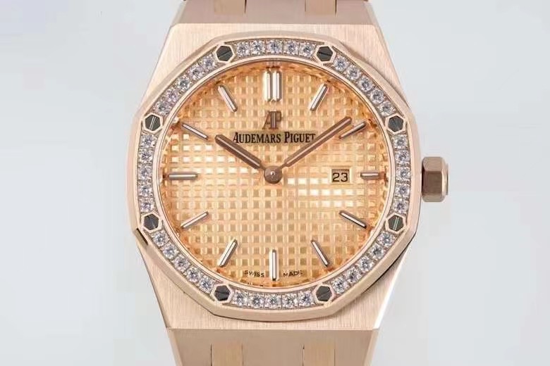 Audemars Piguet(AP)