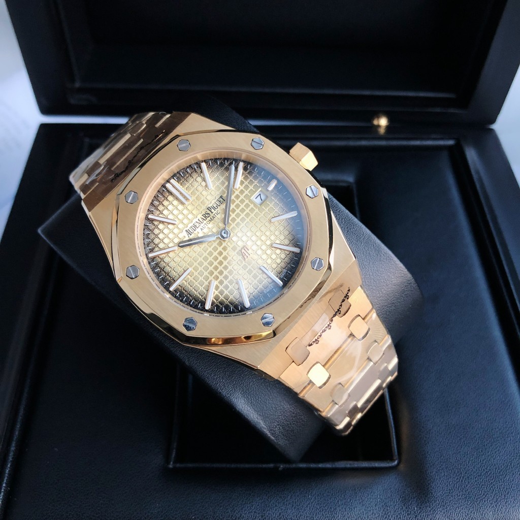 Audemars Piguet(AP)